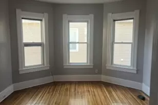 42 Hall St, Springfield, MA 01108 - Photo 10