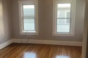 42 Hall St, Springfield, MA 01108 - Photo 8