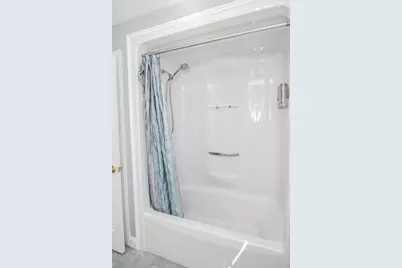 261 Oak St, Methuen, MA 01844 - Photo 18
