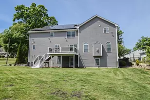 261 Oak St, Methuen, MA 01844 - Photo 4