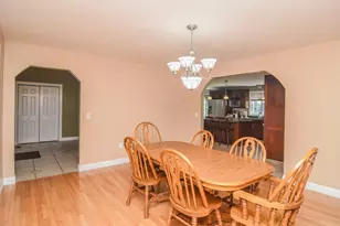 261 Oak St, Methuen, MA 01844 - Photo 10