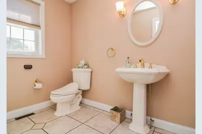 261 Oak St, Methuen, MA 01844 - Photo 6