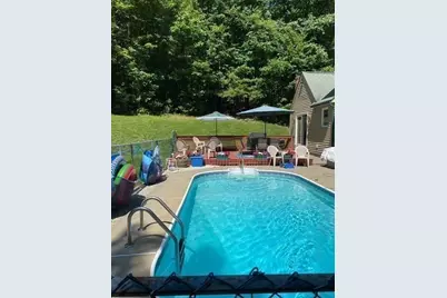 180 Oxford Rd, Charlton, MA 01507 - Photo 8