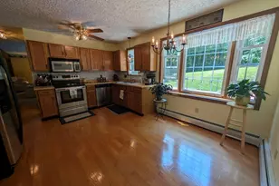 180 Oxford Rd, Charlton, MA 01507 - Photo 10