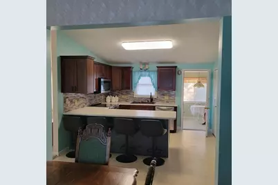 4 Eastern Ave, Webster, MA 01570 - Photo 18