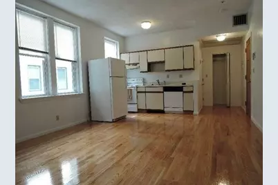 1427 Commonwealth #204, Boston, MA 02135 - Photo 2