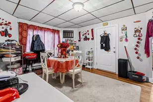 52 Lapham St, Fall River, MA 02721 - Photo 6