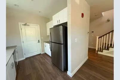 11 Alder St #4-2D, Waltham, MA 02452 - Photo 2