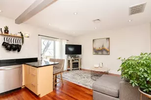 340 W 3rd St, Boston, MA 02127 - Photo 2