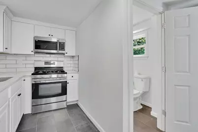 46 Chestnut St Pl, East Longmeadow, MA 01028 - Photo 16