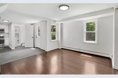 46 Chestnut St Pl, East Longmeadow, MA 01028 - Photo 10