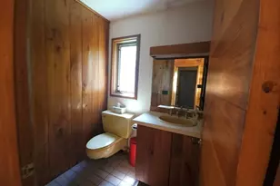 119 Buffam Rd, Pelham, MA 01002 - Photo 16