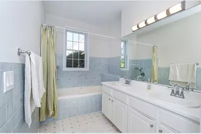 14 Rosewood Drive, Haverhill, MA 01832 - Photo 18
