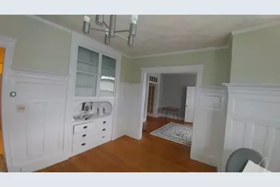 1887 Beacon St #1, Brookline, MA 02445 - Photo 4
