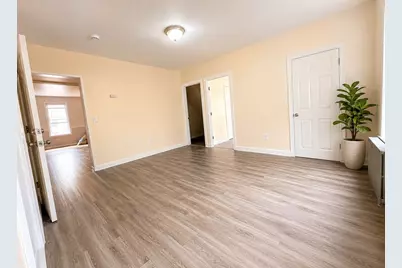 8 Marble St #2, Haverhill, MA 01832 - Photo 4