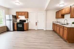 8 Marble St, Haverhill, MA 01832 - Photo 2