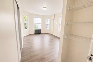 8 Marble St, Haverhill, MA 01832 - Photo 6