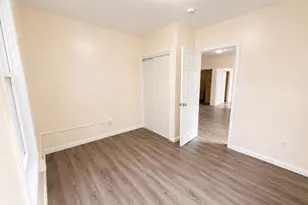 8 Marble St, Haverhill, MA 01832 - Photo 8