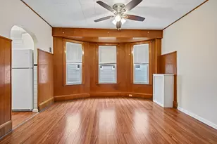 154 Glen St, Somerville, MA 02145 - Photo 2