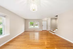 6 Bates St, Devens, MA 01434 - Photo 8