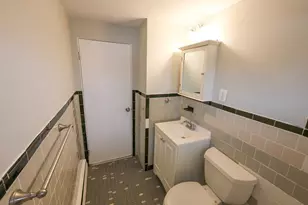 18 Essex St, Quincy, MA 02171 - Photo 4