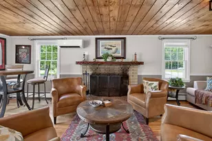 201 Grove St, Kingston, MA 02364 - Photo 2
