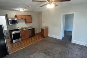 14 Summer St, Salem, MA 01970 - Photo 2