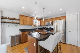 11 MacArthur Blvd, Danvers, MA 01923 - Photo 8