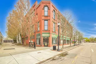 25 Main St, Watertown, MA 02472 - Photo 1