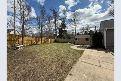 129 Hobart St, Danvers, MA 01923 - Photo 18