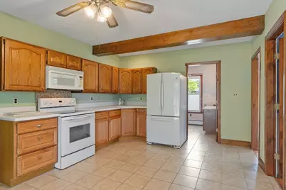 24 Oak Ave, Leominster, MA 01453 - Photo 26