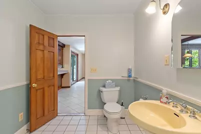 24 Oak Ave, Leominster, MA 01453 - Photo 22