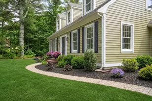 44 Tiffany Dr, Oak Bluffs, MA 02557 - Photo 2