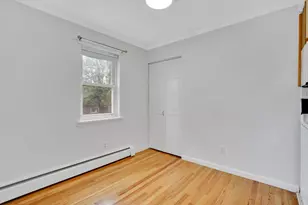 272 Regency Park Dr, Agawam, MA 01001 - Photo 10