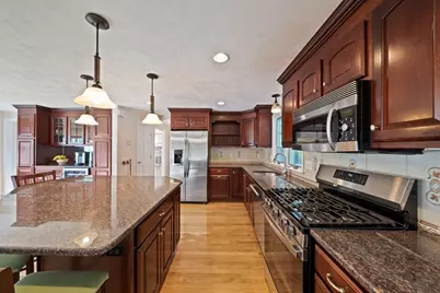 24 Pontiac Road, Walpole, MA 02081 - Photo 4