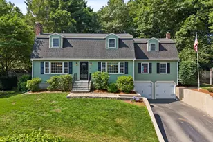 24 Pontiac Rd, Walpole, MA 02081 - Photo 2