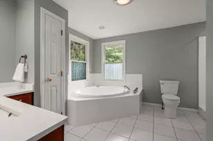 17 Leonard St, Lakeville, MA 02347 - Photo 18