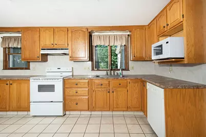 12 Ridge Rd, Shrewsbury, MA 01545 - Photo 6