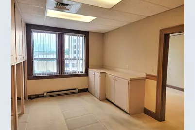 1372 Hancock St, 401, 402,403, Quincy, MA 02169 - Photo 18