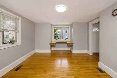52 Barrett St #1, Malden, MA 02148 - Photo 2