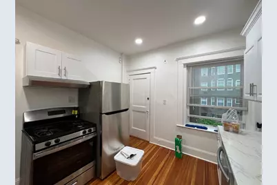 96 Naples Road #3, Brookline, MA 02446 - Photo 4