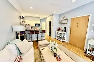 17 Thacher, Boston, MA 02113 - Photo 2