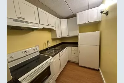 90 High St #309, Dedham, MA 02026 - Photo 2