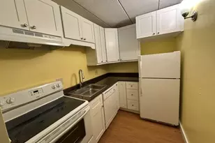 90 High St, Dedham, MA 02026 - Photo 2