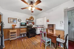 34 Bridge St, Fairhaven, MA 02719 - Photo 10