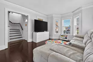 17 Estes, Everett, MA 02149 - Photo 6