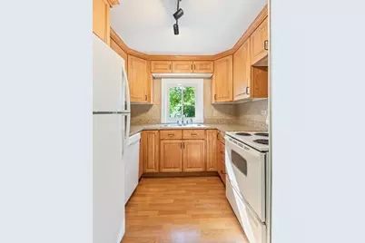 76 Robillard St, Gardner, MA 01440 - Photo 10