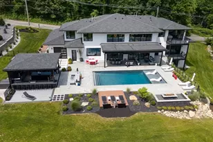 556 Middle Rd, Boxborough, MA 01719 - Photo 6