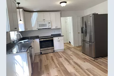 2 Fountain St #A, Milford, MA 01757 - Photo 6