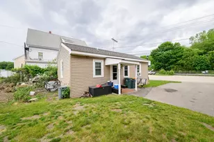 82 & 84 Railroad St, Abington, MA 02351 - Photo 4